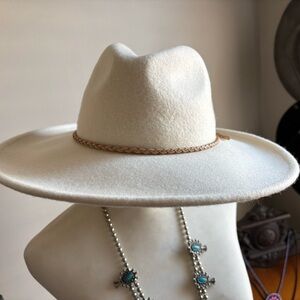 New Lucky Brand Cream Fedora with Braided Tan Band